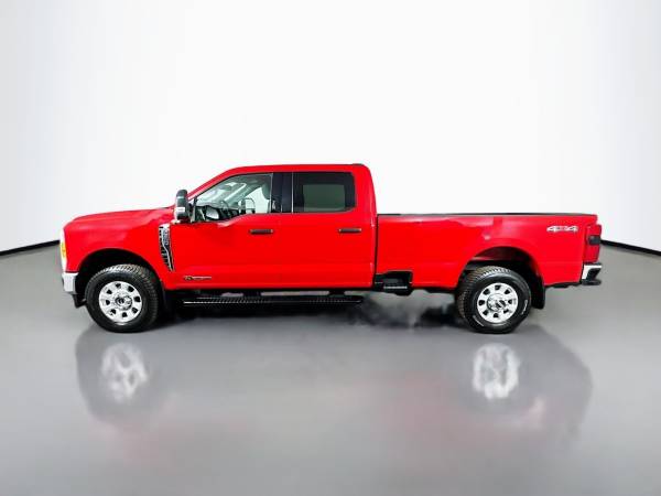 2023 Ford Super Duty F-350 SRW XLT - $59,995 (Camioneta Ford Super Duty F-350 SRW)63438320345987121