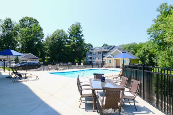 $2,310 / 1br - 1103ft2 - On-Site Management, Clubhouse, Patio/Balcony (95 Filley St, Bloomfield, CT)63989073479554124