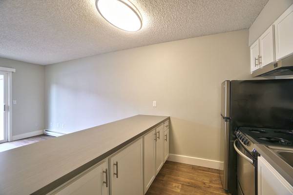 $1,099 / 406ft2 - Gresham OR, Pet Friendly Community, Studio 1ba (193 SW Eastman Pkwy #62, Gresham, OR)63820909448065120