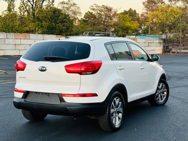 2016 Kia Sportage LX AWD 136k - $6,300 (Brooklyn)63654718113793123