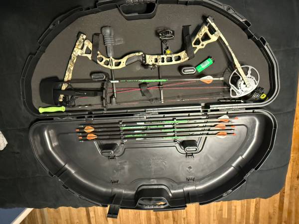 Bowtech archery bow 1