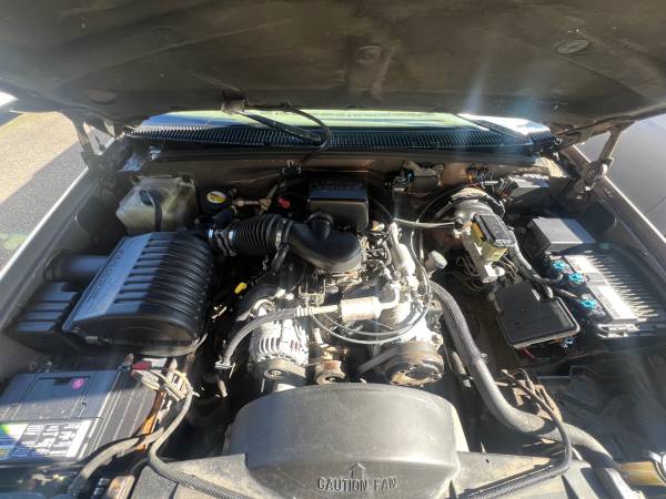1997 Chevy suburban 4 x 4 - $3.650 (Granite Falls)63623174410497122