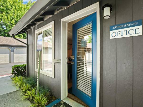 $1,545 / 2br - 850ft2 - $500 OFF When You Look & Lease ✨ 2x1 w/ Washer & Dryer In-Unit! (4602 NE 72nd Ave, Vancouver, WA 98661)63777227559043120