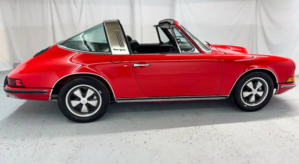 1972 Porsche 911T Targa 5-Speed - $73,500 (Atlanta)63621142731905124