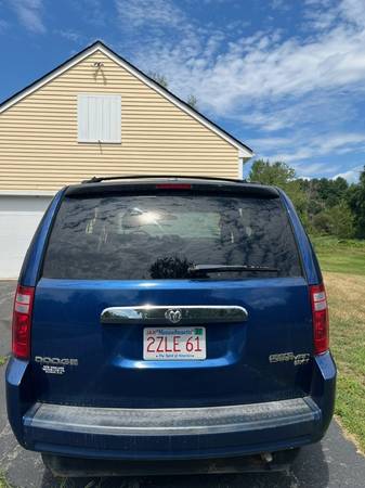 2010 Dodge Caravan SXT-low miles Braun Entervan2 Wheelchair conversion - $19,98963482337039875124