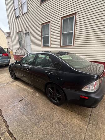 2001 Lexus IS300 - $2,500 (Providence)63478979611139122