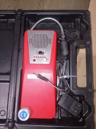 Gas leak detector 1