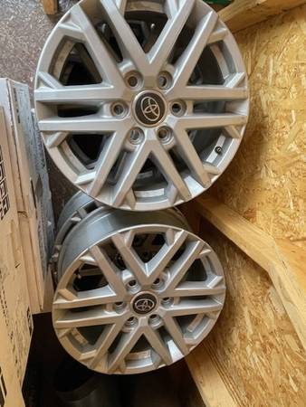 2023 Toyota Tundra Wheels set 18" 1