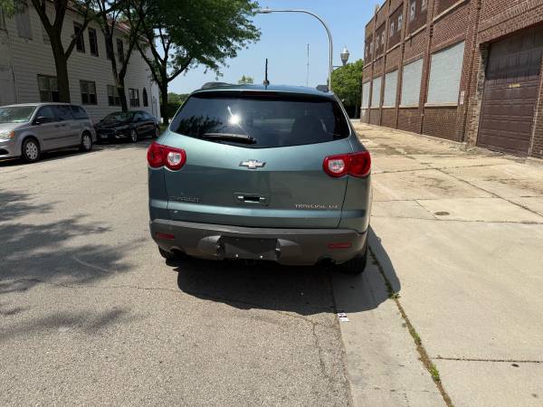 2009 CHEVY TRAVERSE LTZ - $4,500 (Chicago)63624813188099123