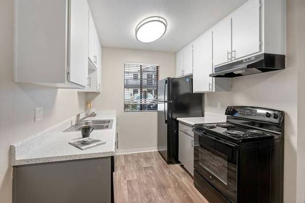 $1,745 / 1br - 650ft2 - MOVE IN SPECIAL - ONE MONTH FREE WITH 12-15-MONTH LEASE! (2660 Alpine Boulevard, Alpine, CA)63701586222467120