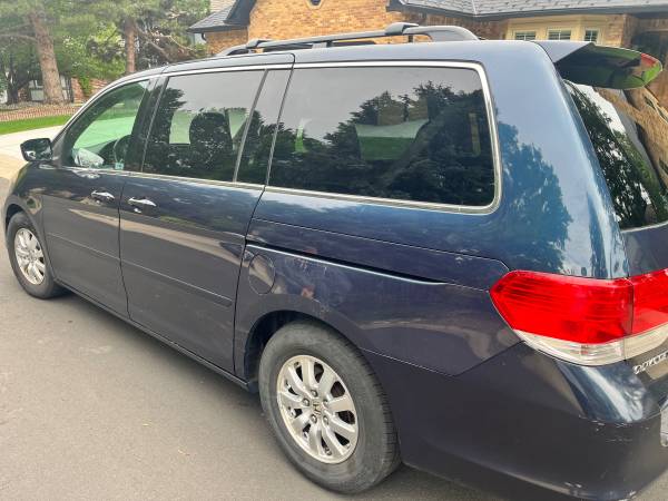 Furgoneta Honda Odyssey 2010 EX-L con DVD, 4 puertas - $5,900 (Arvada)63619767920131124