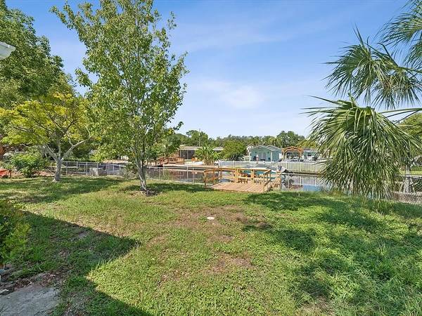 $1,500 / 3br - 1100ft2 - 3 BR 1 BA Waterfront House With Boat Dock for Rent (New Port Richey)63991229074179122