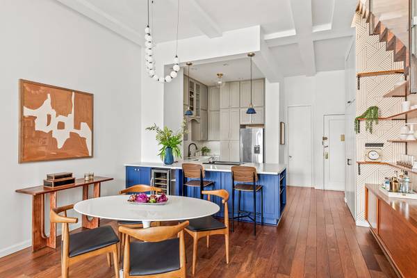 $1,750,000 / 2br - Classic Loft in Warehouse Loft conversion-TIME TO OWN YOURS (Brookyn Heights)63689807074051121