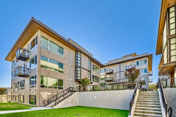 $1295.00 / 500ft2 - ¡Vida de lujo en McCormick Heights! ¡Unidad en planta baja!63811636060547120