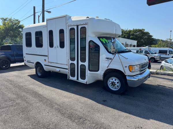 2000 E450 V-10 SUPER DUTY CUTAWAY BUS - $6,990 (PELHAM)63622017989379121