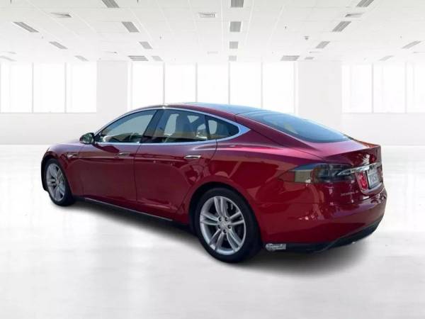 2015 Tesla Model S 85D Sedan 4D - $12,999 (+ FaceAutos - EASY APPROVAL! TAX TIME IS CAR-TIME!)63654703713409124