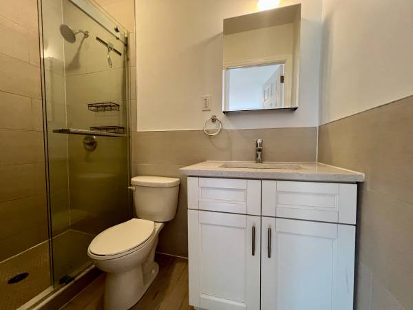 $4,000 / 3br - 1000ft2 - 3BR 2BA Top Floor Bedstuy Townhouse Original Details & Modern Updates (Bedford Stuyvesant)63912044717954123