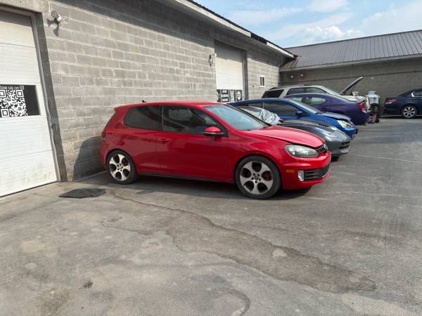 2010 VW GTI - $6,00063436938322945123