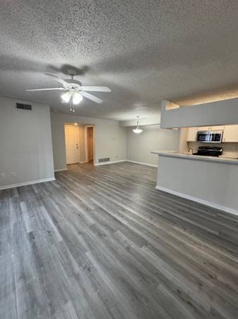 $1,565 / 2br - 2bed/2bath Available for Immediate Move In!!!!!! (Gainesville)63823035128961122