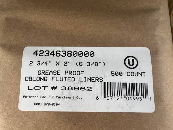 Forros para bandejas de hornear, 2500 piezas 2,75" x 2" x 6,3" oblongos resistentes a la grasa - $10 (Woodland Hills)63471471876867122
