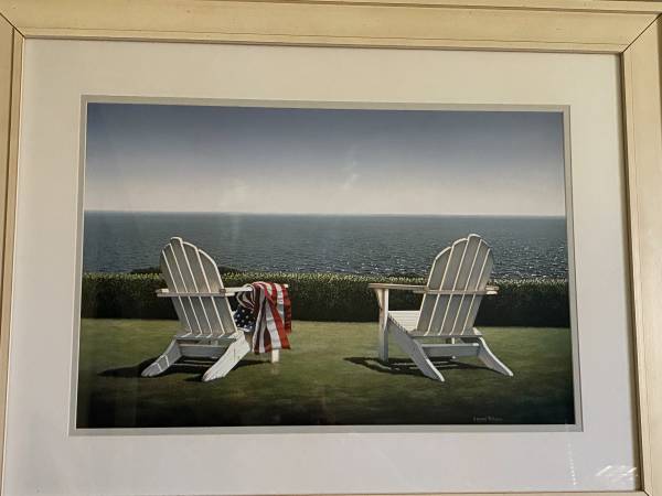 Various wall hangings 1