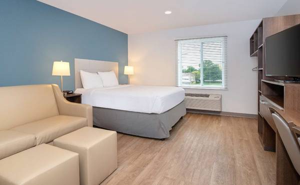 $468 / 1br - Short-Term Stay, Long-Term Comfort - Special Offer! (1160 N Gary Ave, Carol Stream, IL)63898859810435122