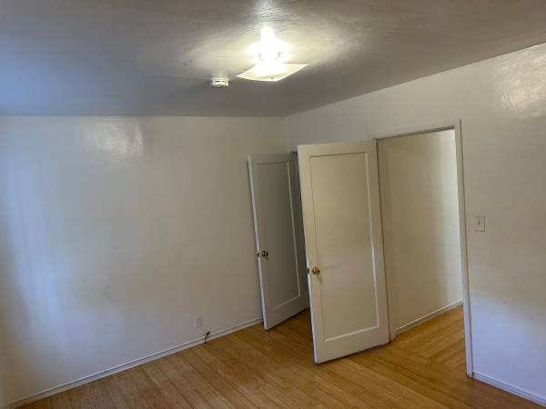 $1,950 / 2br - 2 Bedroom One Bath (oakland west)63682814058497123