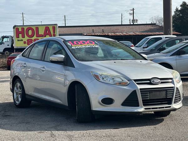 2014 FORD FOCUS* 5995 CASH DEAL* LITTLE RUST UNDER* GREAT CAR - $5,995 (Gainesville GA)63621142421505124