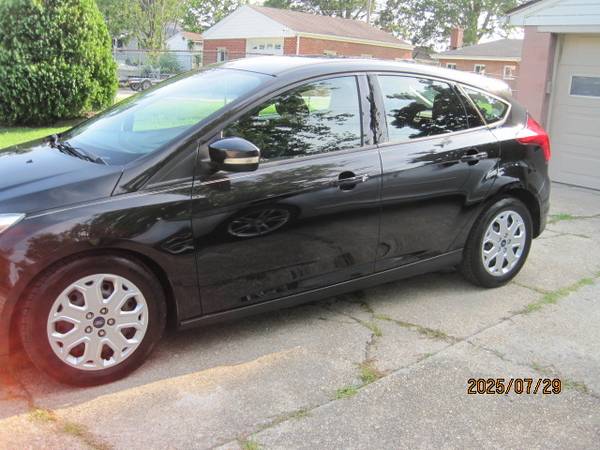 FORD FOCUS 2012 5 4R. UN SOLO DUEÑO, MUY BUEN ESTADO - $4.000 (CONDADO DE BALTO/MIDDLE RIVER)63470259718915124
