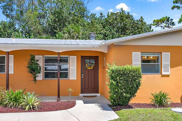 $399,999 / 3br - 1368ft2 - ¡Recién listado! Encantadora casa en Stuart (Stuart)63799984221825121