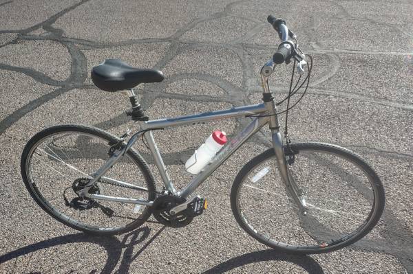 Trek 7000 Alpha Aluminum 51cm 21 Speed Bicycle 1
