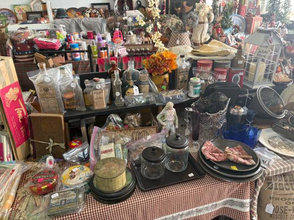 Yard sale photo