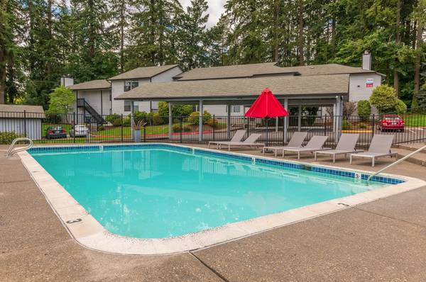$1,595 / 2br - 710ft2 - Unit 57 PRICE DROP ✨ 1-Bedroom, 1-Bath | 3rdFloor | Hallwood Apt ✨ (Beaverton)63831465797891124