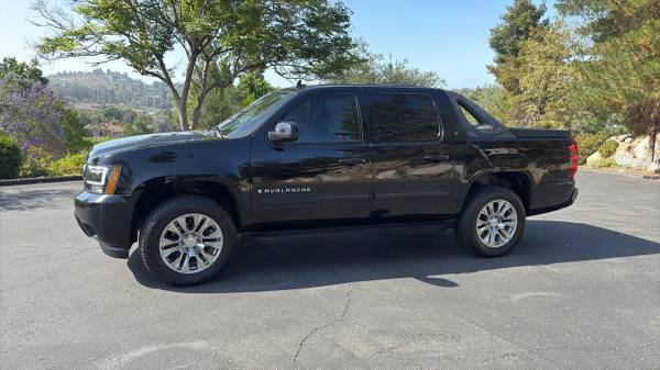 2009 Chevrolet Avalanche - ¡Financiamiento disponible! - $13495.0063470057267587124