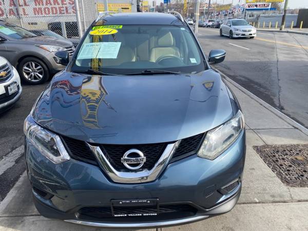 ¡Guau! Un Nissan Rogue 2014 con 108.916 millas - queens - $8.995 (Middle Village)63654709853569121