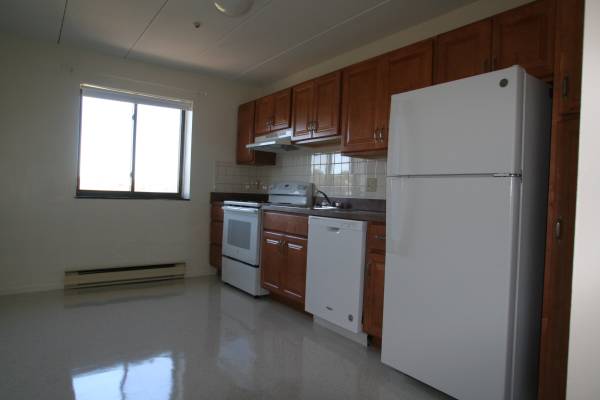 $1,950 / 1br - QUINCY CAMINATA A T Y CENTRO (QUINCY)63655181426435123
