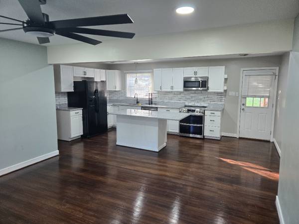 $2250.00 / 3br - 1152ft2 - Charming 3 Bed, 2 Bath Single Family Home in Glen Allen - $2250/mo64027112098690123