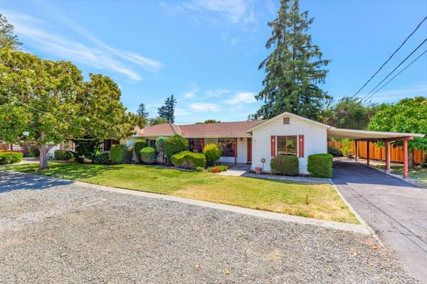 $5,000 / 3br - 1600ft2 - Newly Remodeled 3BD/2BA Home in Prime Mountain View/Los Altos Area (mountain view)63946670771970120