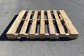 Standard wood pallets 1
