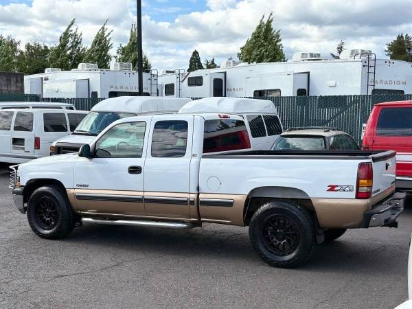 2001 Chevrolet Silverado 1500 LS - Photo 5