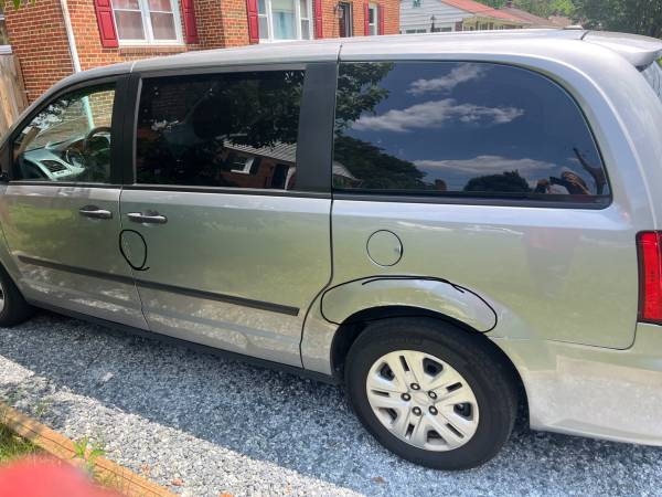 2015 dodge grand caravan - $12,000 (Alexandria VA)63616539330049122