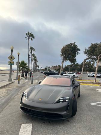 2021 Porsche Taycan | Impecable | Bajos Kilómetros | Título Limpio - $65,999 (Santa Mónica)63618180624257121