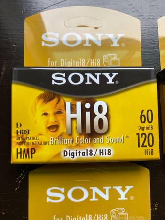 Cintas Sony Hi 8 para cámara de video digital. Nuevas y selladas. $15 cada una, retiro en persona - $15 (Virginia Beach)63437498150529121