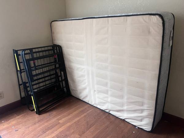 Queen w/ Bed Frame 1