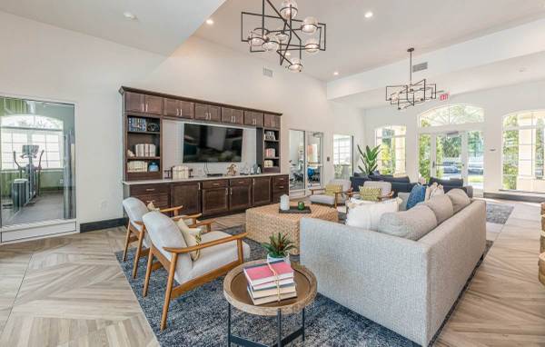 $1.519 / 3 habitaciones - 1202 pies² - ¡Espacioso y elegante! ¡Has encontrado tu apartamento ideal de 3 dormitorios y 2 baños! (Orlando)63282608139777121