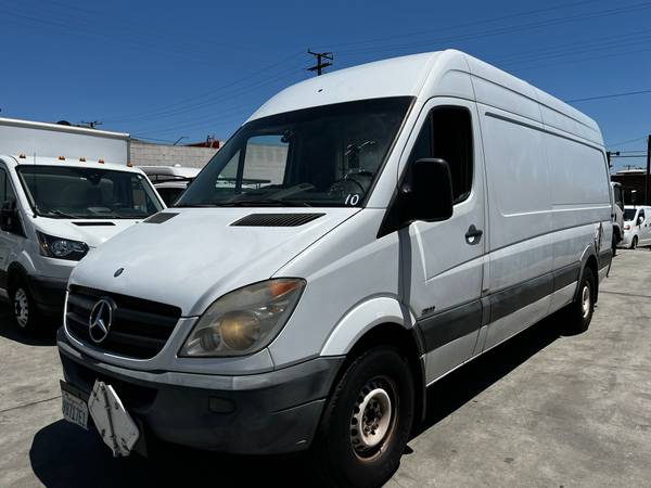 2012 MERCEDES FREIGHTLINER DODGE SPRINTER 2500 TECHO ALTO EXTENDIDO 170' - $9,999 (LOS ÁNGELES)63616003649537122