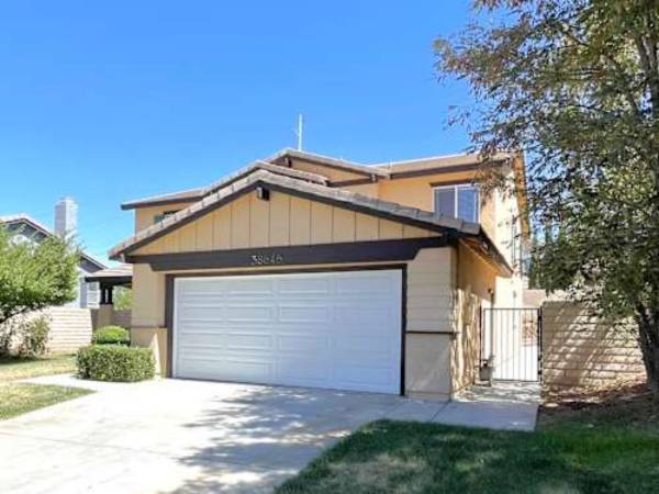 4BEDROOM 2½BATHROOM MOVE-IN READY HOME IN PALMDALE 1
