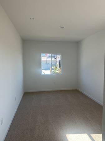 $3180.00 / 4br - 2628ft2 - 4 Bed, 4 Bath, 2628 Sq.Ft Corner Home in Ranch Community, Close to Par63791128950019124