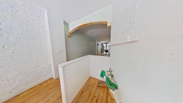 $6,500 / 700ft2 - EAST VILLAGE COFFEE / BAR FOR RENT!!!!! (East Village)63854288935169123