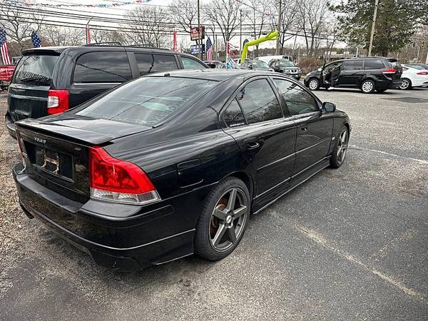 2004 Volvo S60 2.4 4dr Sedan - $3,99563618004231553123